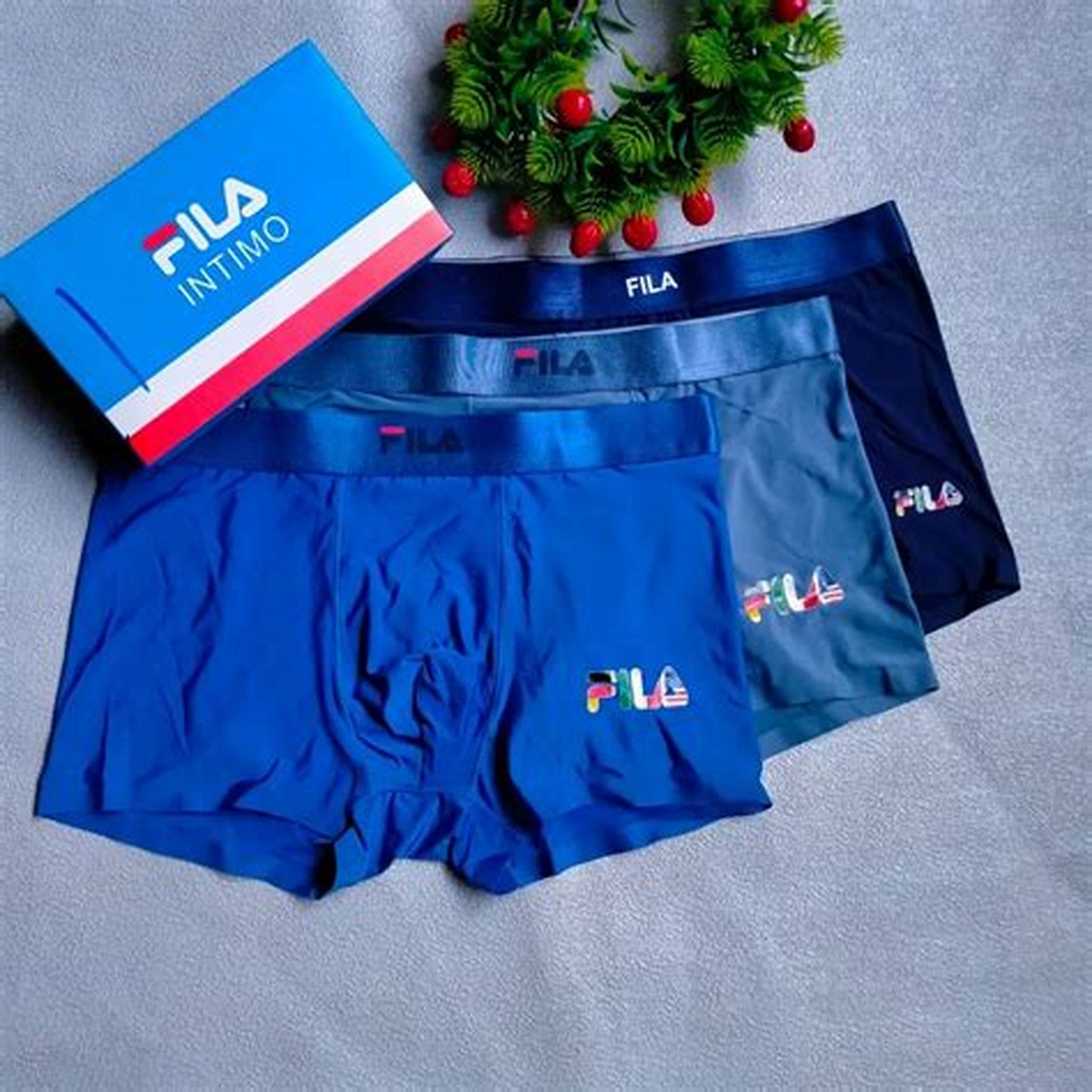 CONDOM BOXERS