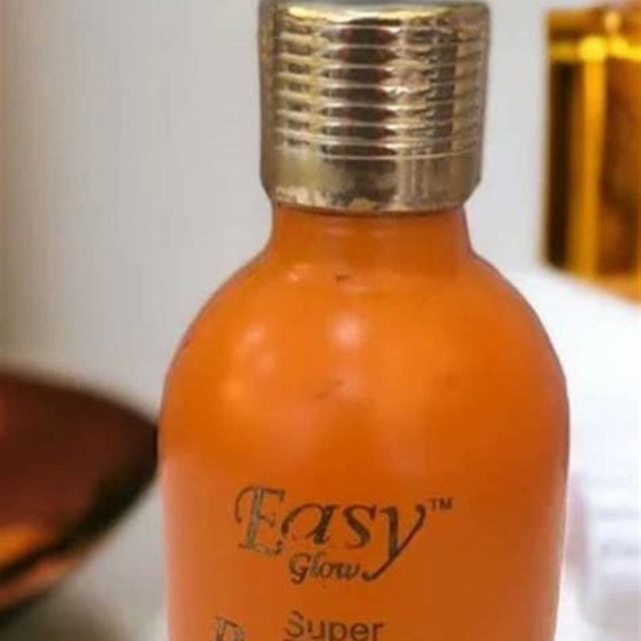 EASY GLOW STRONG NATURAL FAIRNESS BODY WASH