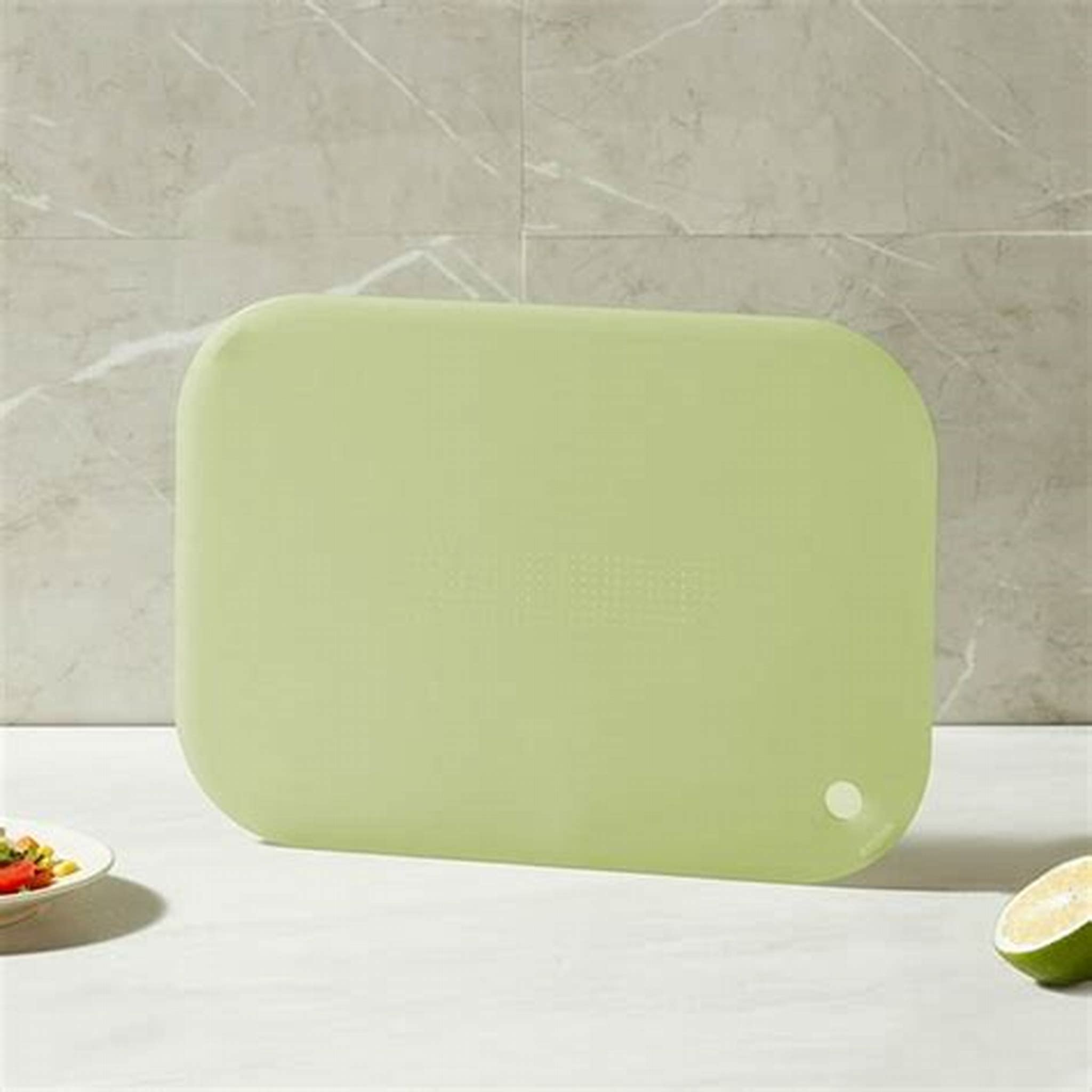 SMALL FRUIT CUTTING BOARD